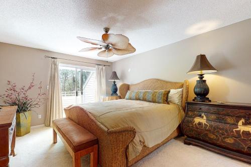 Sea Colony Canal III