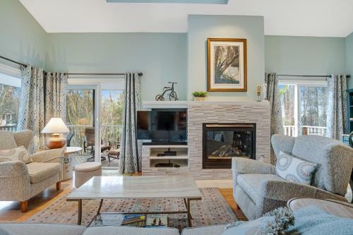Sea Colony Whispering Pines III