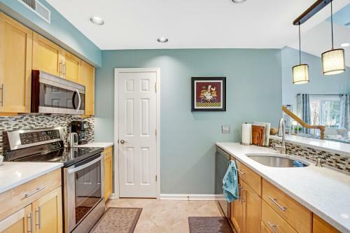 Sea Colony Whispering Pines III
