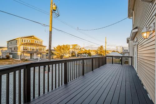 10 W Bayard Street