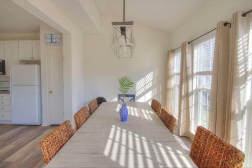 34 Pier Point Dr