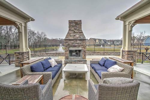 Modern Retreat With Pool Access And 4 Mi To Beach