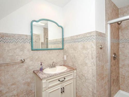 Cape Windsor - 38761 Cleveland