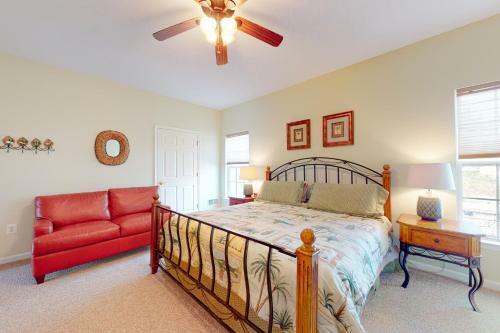 Bayview Landing - 37484 Oliver