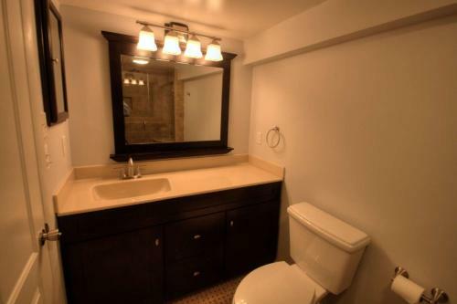 59 Maryland Ave #204