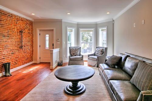 Peggys Place D C Home With Deck Near Downtown!