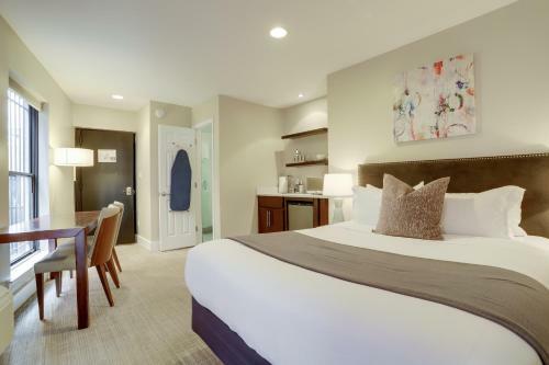 Hotel Sojourn At Dupont Place