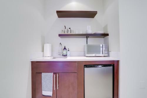 Hotel Sojourn At Dupont Place