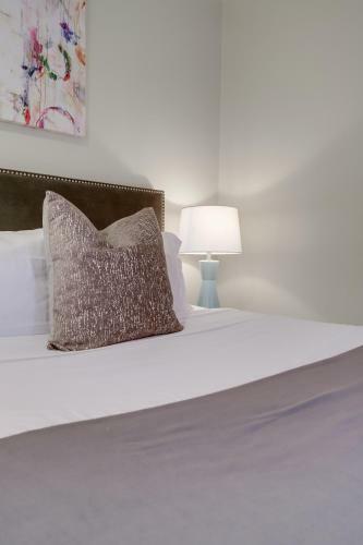 Hotel Sojourn At Dupont Place