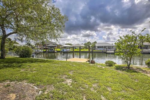 Updated Apollo Beach Home With New Dock And Hot Tub!