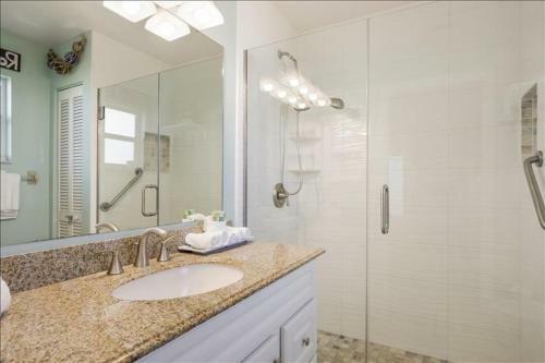 Anna Maria Island Breeze Home