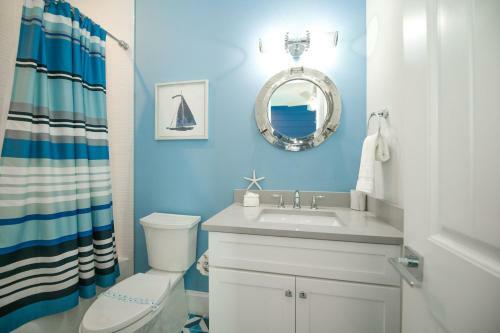 Anna Maria Beach House By Ami Locals