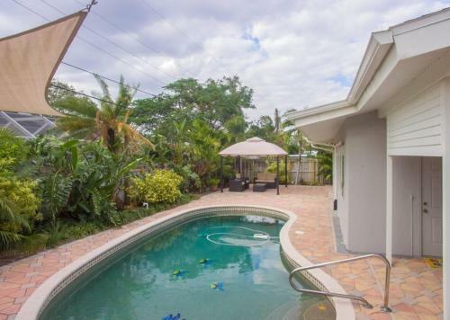 Chic Private Pool Home Minutes To Bonita Beaches