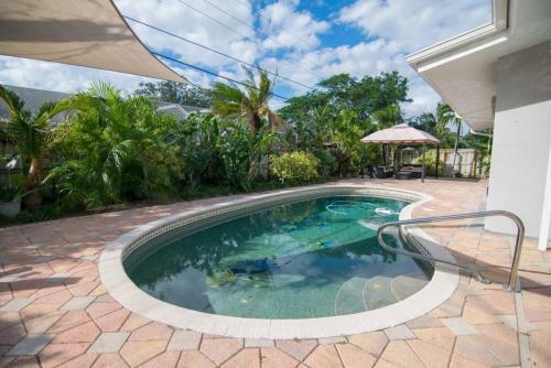 Chic Private Pool Home Minutes To Bonita Beaches