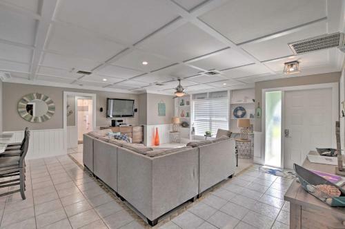 Luxury Bonita Springs Abode Less Than 2 Miles To Beaches!