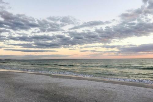Bradenton Retreat