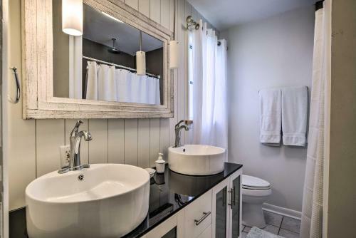 Bonita Springs Home With Screened Lanai And Pool!