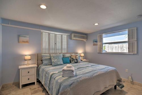 Canalfront House With Pool In San Remo Shores!