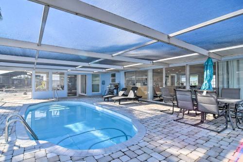 Canalfront House With Pool In San Remo Shores!