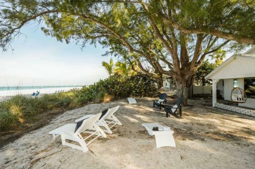 2216 Gulf Dr Home