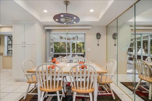 Sunnyside Up Home