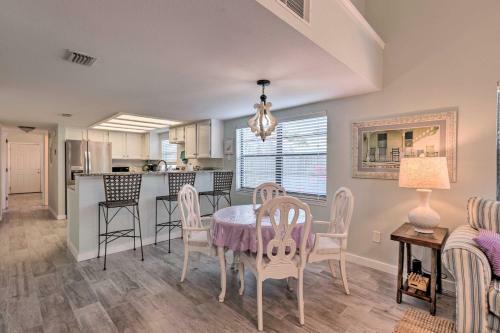 Cape Canaveral Escape With Grill Walk To Beach