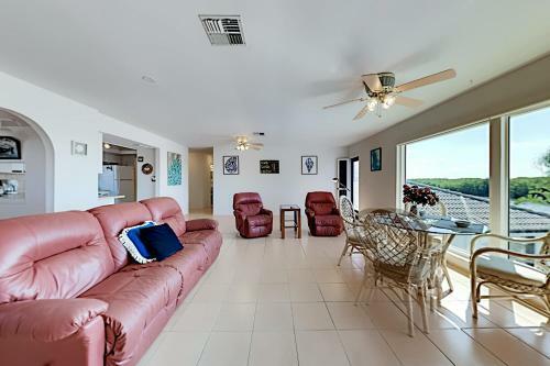 Apartamento Sunset - Waterfront Retreat - Heated Pool & Dock Duplex