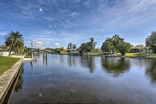 Canalfront Cape Coral Retreat Private Dock And Pool