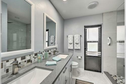 Canalfront Cape Coral Retreat Private Dock And Pool