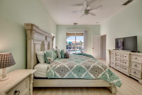 Flamingo Dream Vacation Villa