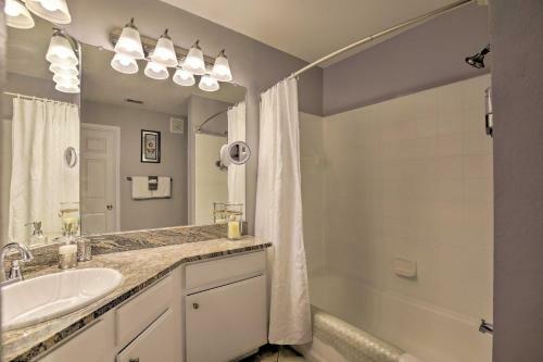 Apartamento Updated And Modern Condo - 4 Mi To Clearwater Beach!
