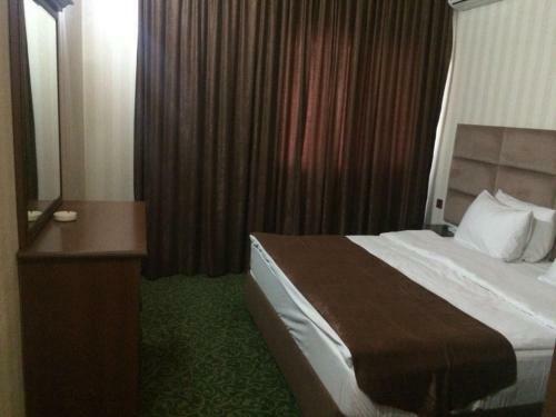Neapol Hotel