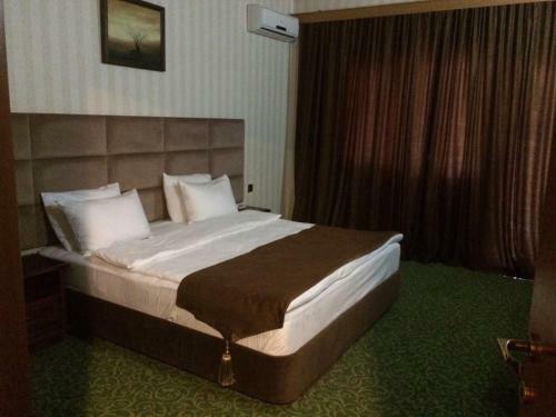 Neapol Hotel