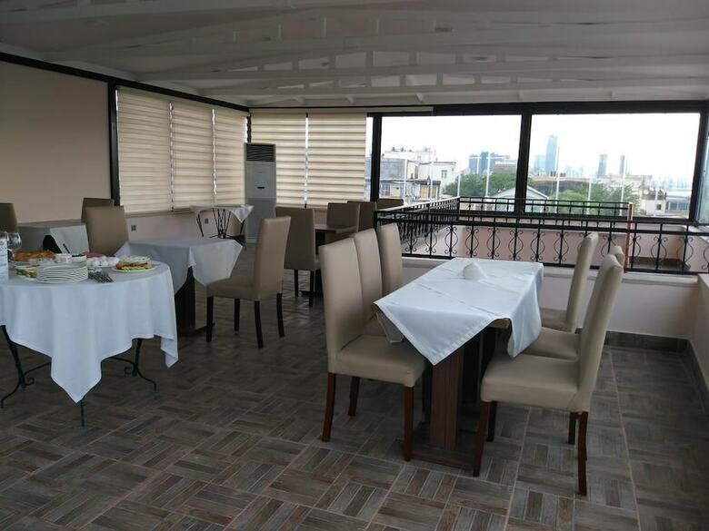 City Walls Hotel