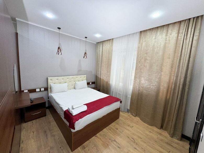 Consul Hotel