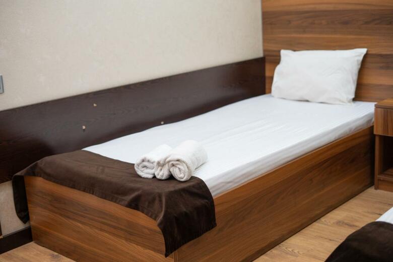 Consul Hotel