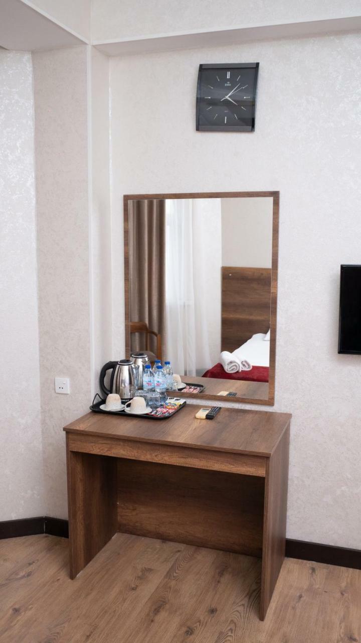Consul Hotel