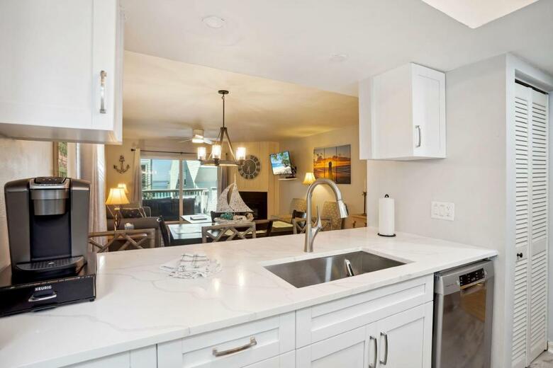 Pelicans Pointe New!! Amazing Townhouse On The Beach!