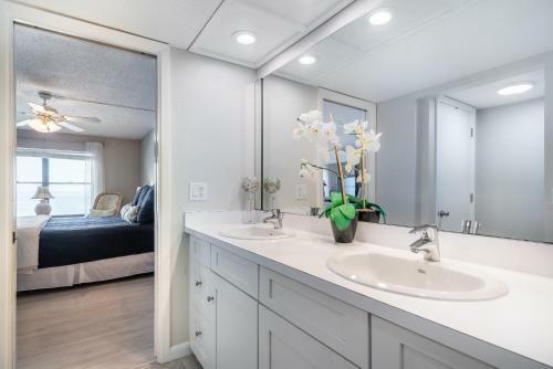Apartamento Reflections Gulf Front Condo With Ocean Views