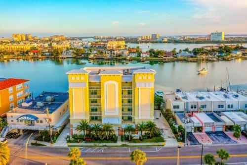 Dolphin's Cove - Clearwater Beach, Fl