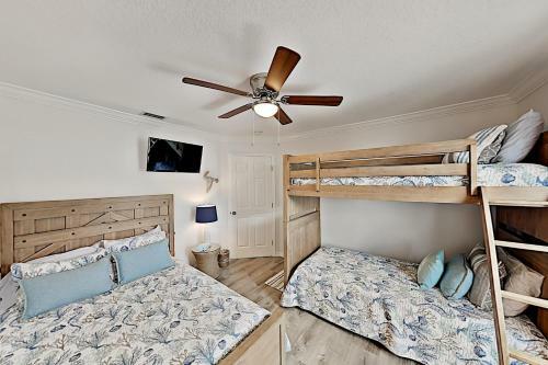 Apartamento Gulf-view Condo With Balcony, Pool & Beach Access Condo