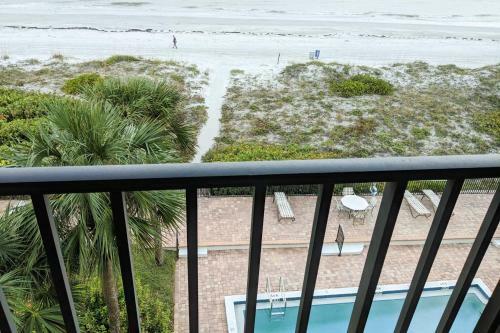 Pelican's Cove 402