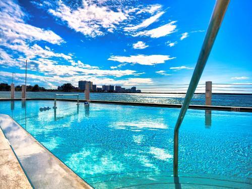 Apartamento 440 West 1404n 14th Floor Panoramic Water Views 23144