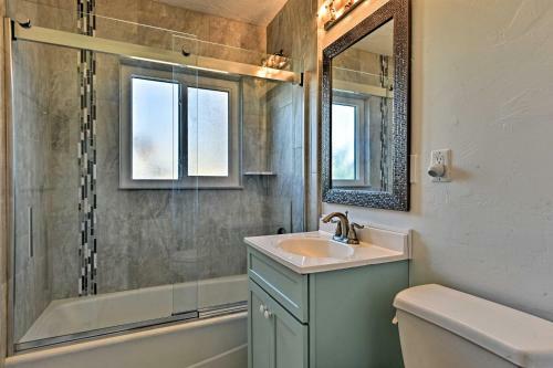 Cozy Cocoa Beach Bungalow - Walk To Beach And Pier!