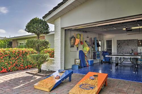 Pet-friendly Home With Pool - Walk To Cocoa Beach!