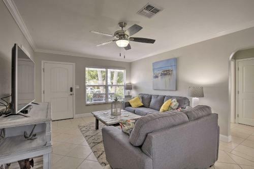 Clearwater Beach Home With Patio - Walk To Beach