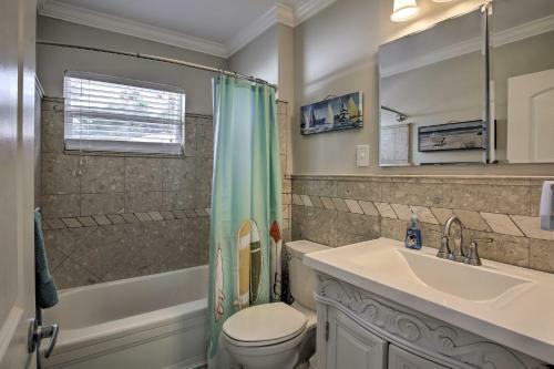 Clearwater Beach Home With Patio - Walk To Beach