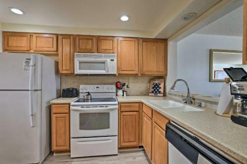 Apartamento Inviting Cocoa Beach Condo With Ideal Location!