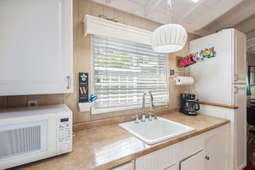 Conch Key Cottage