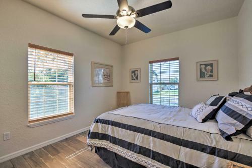 Spacious And Hip Crystal River Home With Dock And Kayaks!